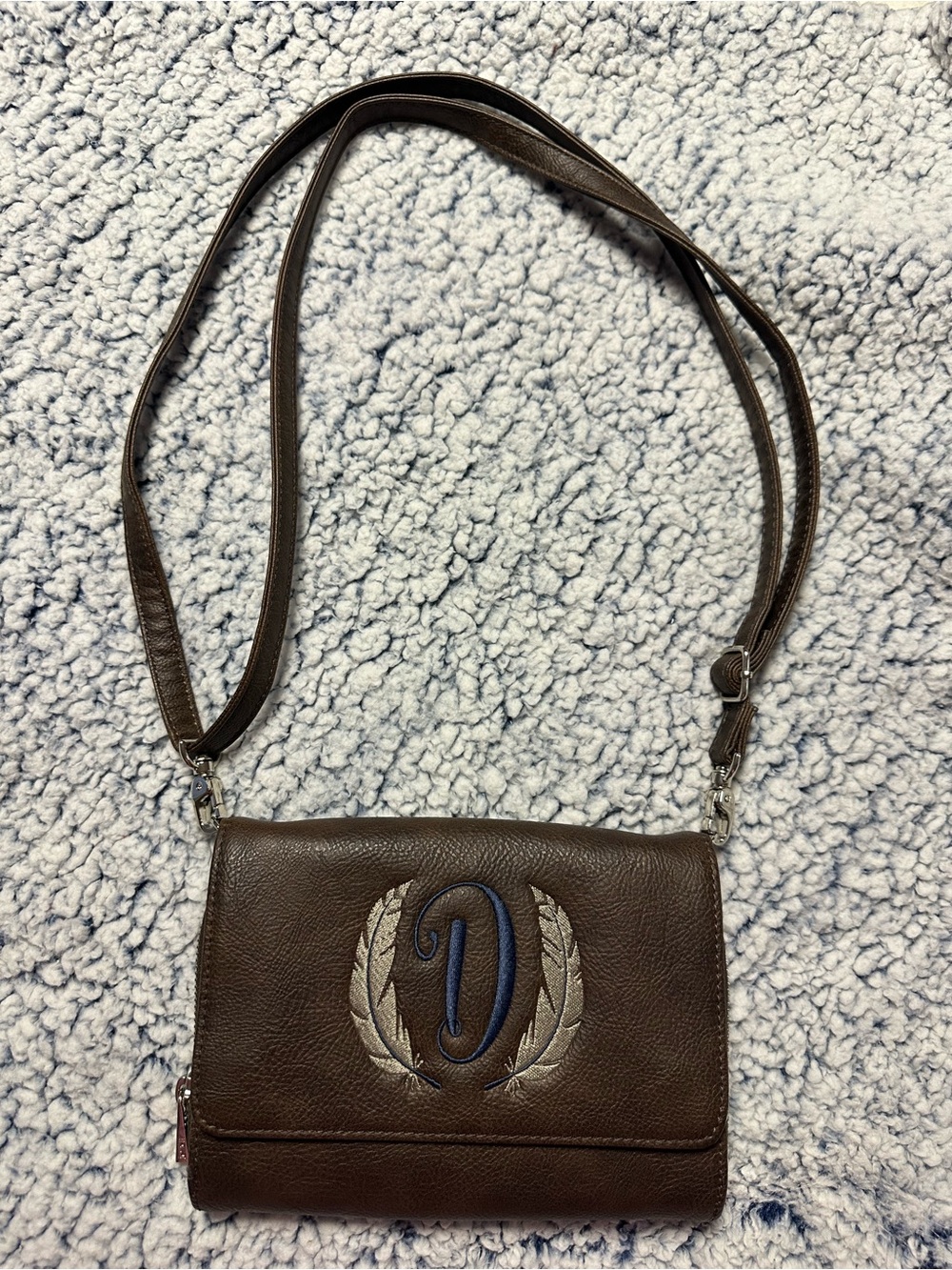 Classic Brown Crossbody Bag with Embroidered 'D' Accent